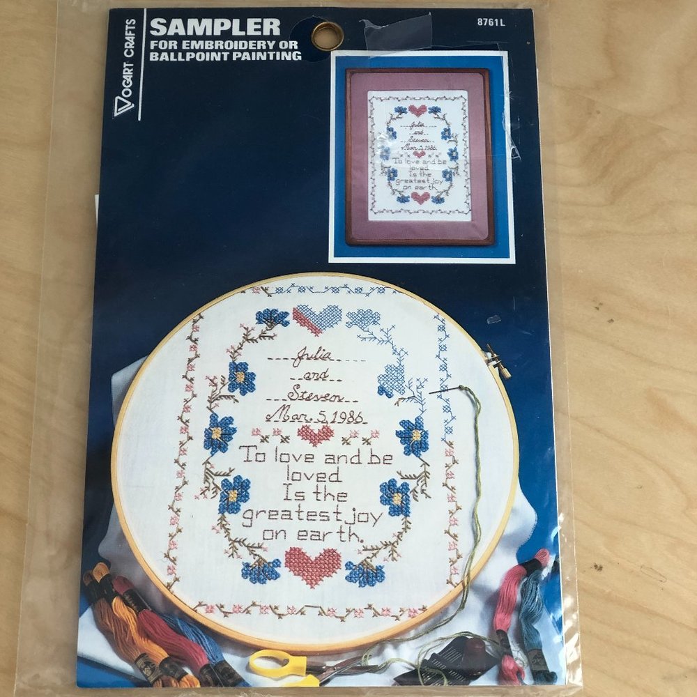 Vintage VOGART CRAFTS Cottagecore Embroidery Sampler Kit - NEW